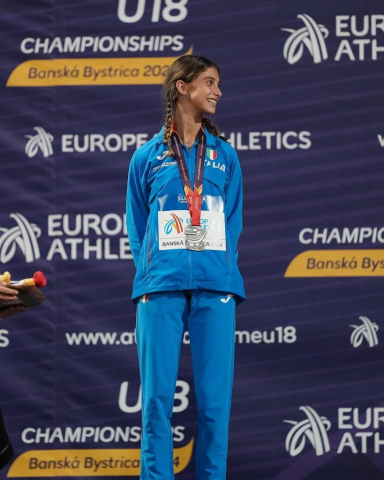 Italian sprinter Margherita Castellani on the medal podium