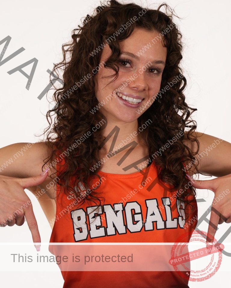 Alexandra Johnson US Fan Club! (USA, @alexandra__track)