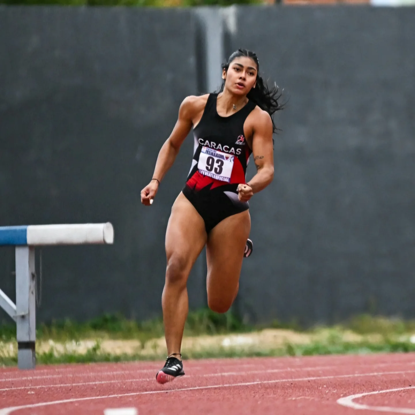 490384537_18060828455097413_9129558405151226381_n