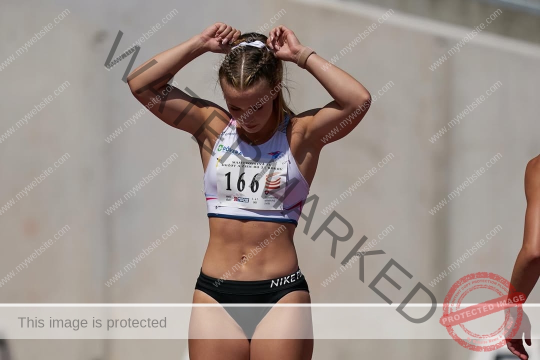 Tereza-Čorejová-teres_sa_ 0506