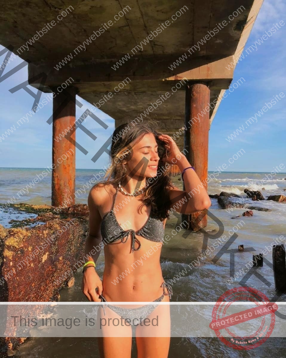 valentina-napolitano-argentina-valenn_napo-1990