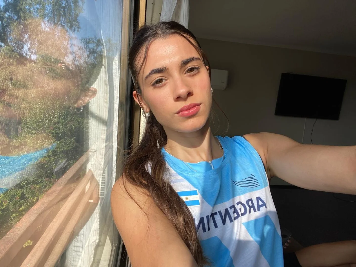 valentina-napolitano-argentina-valenn_napo-2080