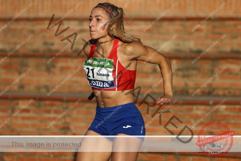 Mireya Oliver Photo Gallery (Spain, @mmiresiinmaas)