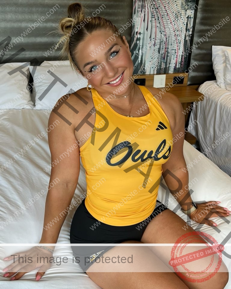 Kali Terza Photo Gallery (USA, @kaliterza)