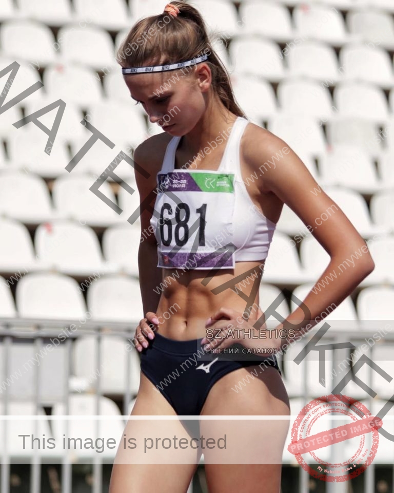 Alena Mikhaylovich Photo Gallery (Russia, @alen4onka)