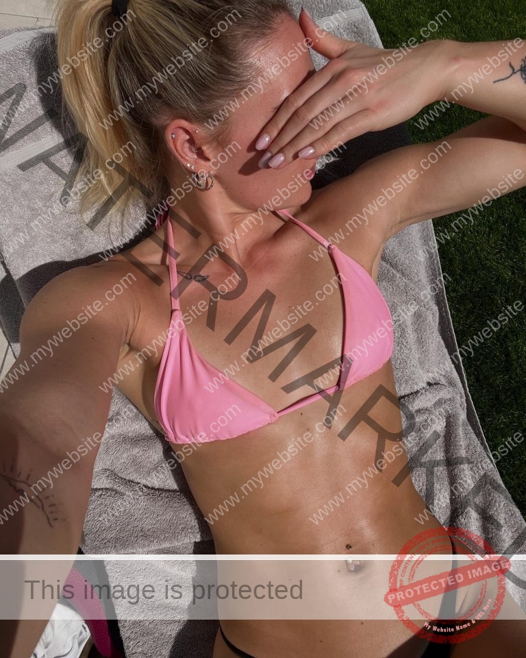 Birna Kristjansdottir Photo Gallery (Iceland, @birnakristink)