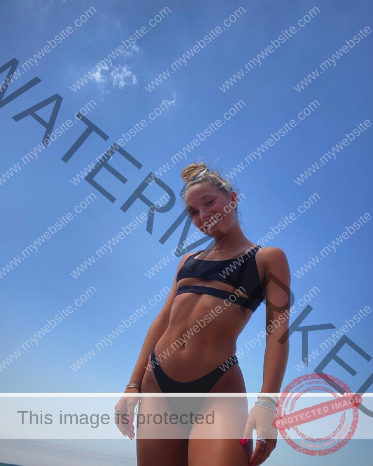 Maggie O’Malley Photo Gallery (GVSU, @magsomalley1521)